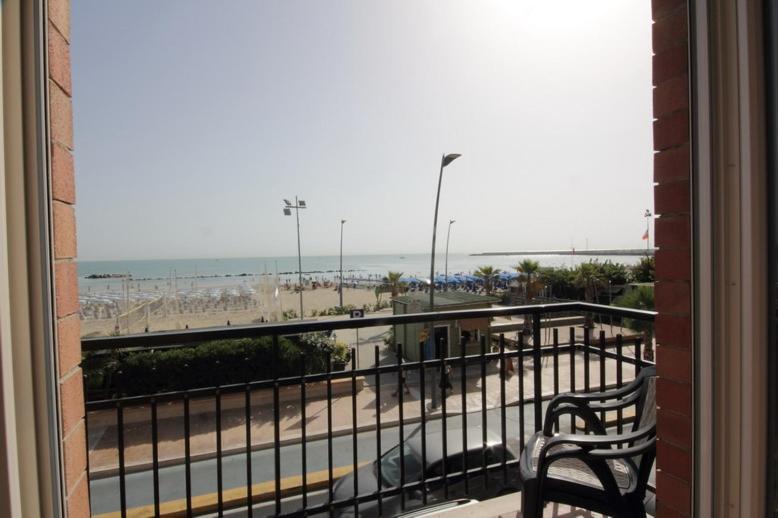 Bed and Breakfast Belo Horizonte Civitanova Marche Exterior foto